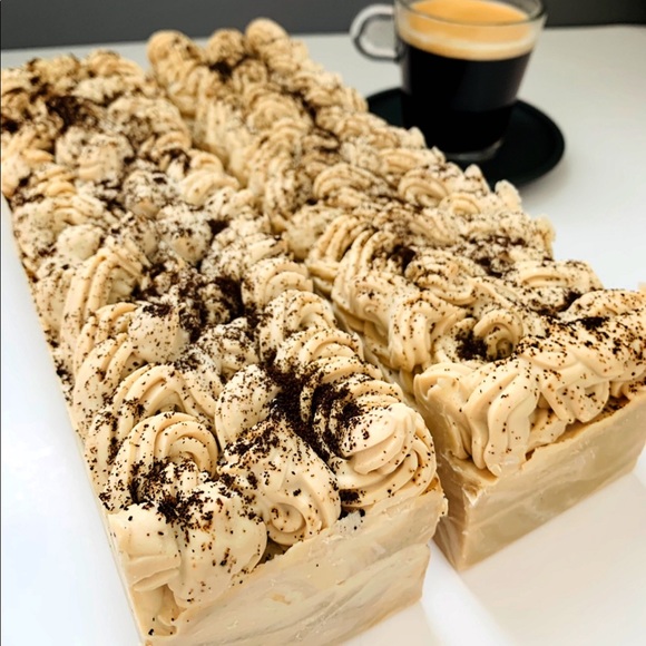 🔴SOLD Pack of 3 Artisan Vanilla Mint Coffee Shea Butter Soaps - Picture 3 of 3